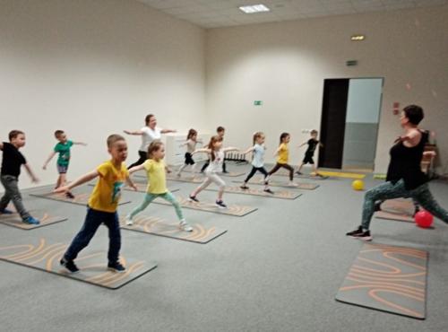 Дети старшей группы посетили Джампинг - Кидс в мау фок салют. 01