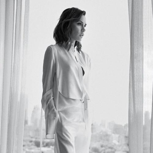 Великолепная перчинка виктория Бекхэм? 01