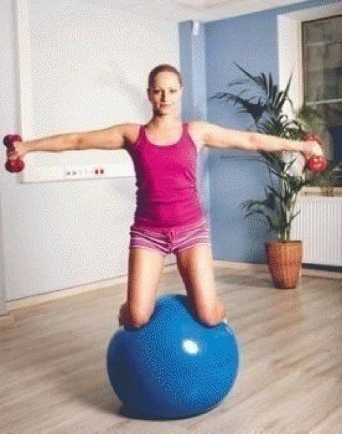 Тренируемся на фитболе. 01 Тренируемся на фитболе. 01