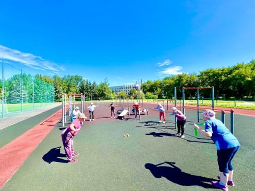 Пост - знакомство.  Всем привет! 03