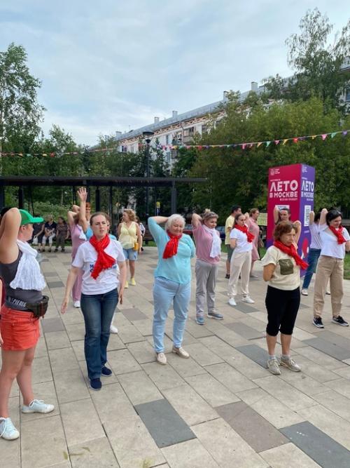 Вчера в районе Щукино в рамках фестиваля лето в городе. 04