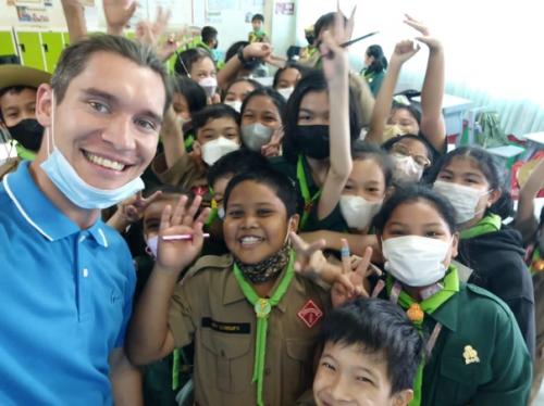 Класс -оч рад!  Ох если так пойдёт много я перетяну людей! 01