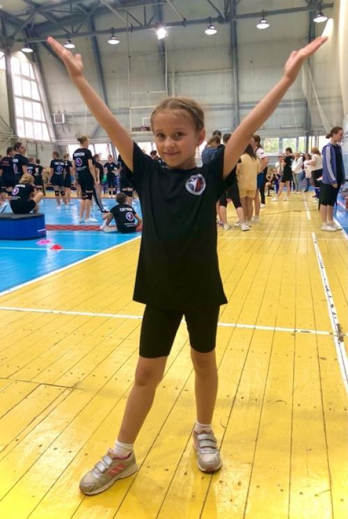 Совершенно случайно попали на сборы по фитнес - аэробике и чир - спорту. 06