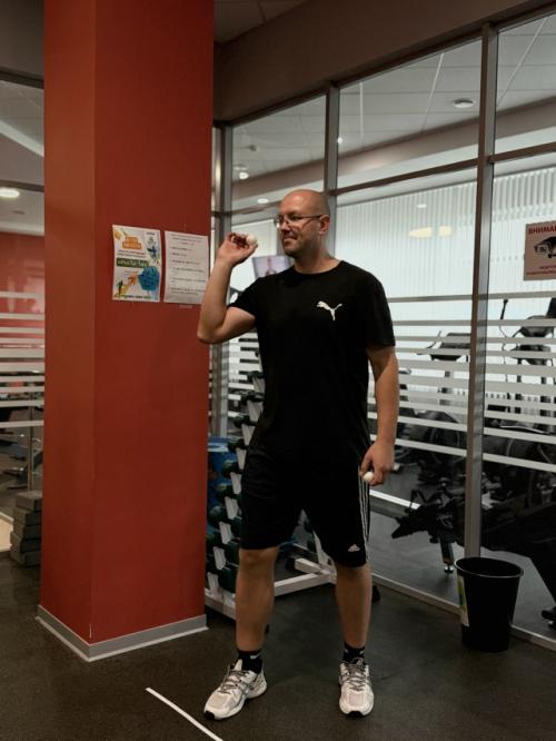 В фитнес - центре прошел необычный турнир по всем известной игре крестики - нолики. 02