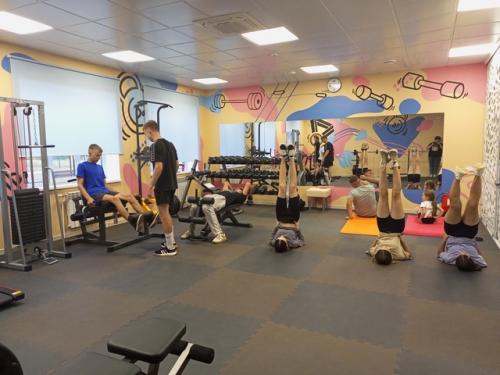 В подольховском доме культуры, проходят занятия в спортивном клубе Атлант. 01