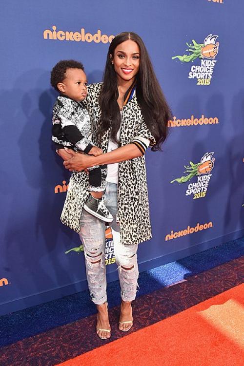 Тренировки три раза в день: сиара рассказала о своем фитнес - режиме. 01 Тренировки три раза в день: сиара рассказала о своем фитнес - режиме. 01