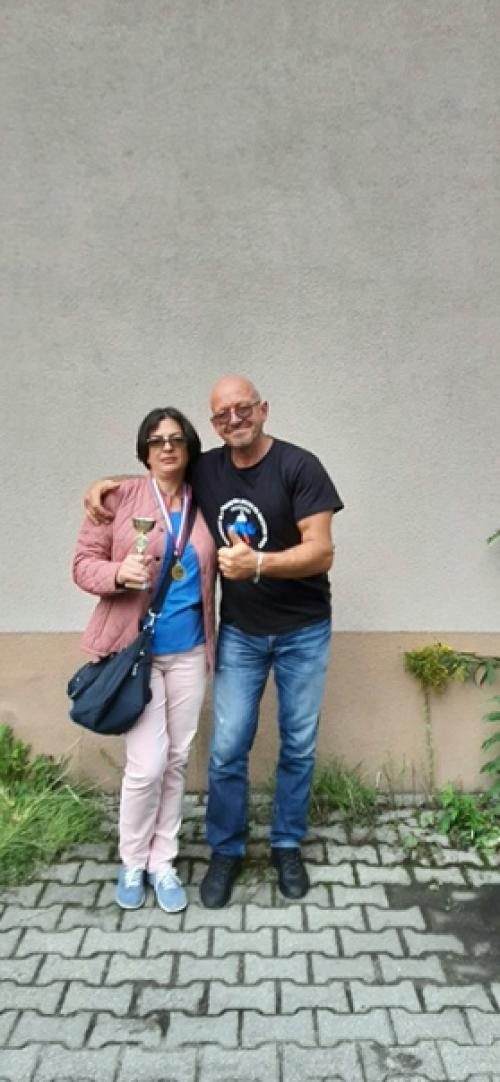 Марина Дмитриева пришла ко мне вслед за своим сыном Ильёй, который, как вы помните, скинул 50 кг и выздоровел, занимаясь у меня. 04