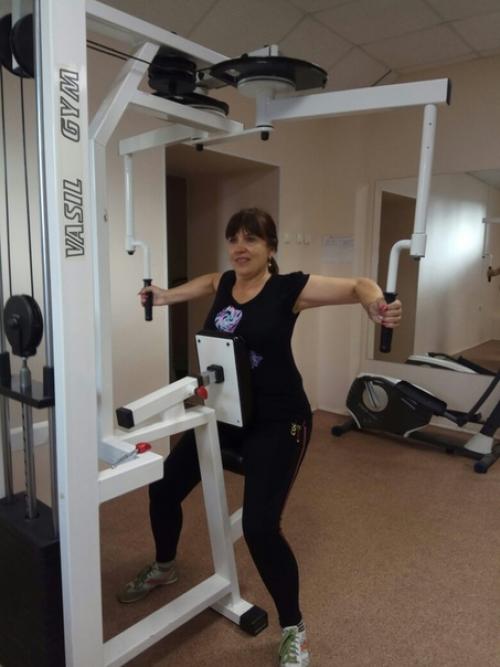 Сначала скажут: тебе надо по-другому одеться. 03