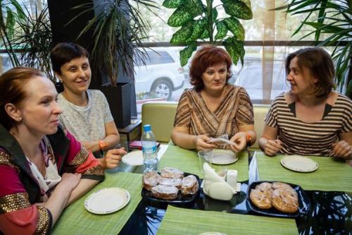 Сегодня для мам наших подопечных семей организовали выходной. 06