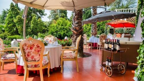 Санаторий Южное Взморье в Адлере - старейшая здравница курорта. 01