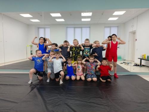 В полярном объявили о закрытии студии фитнеса Graf&D. 02