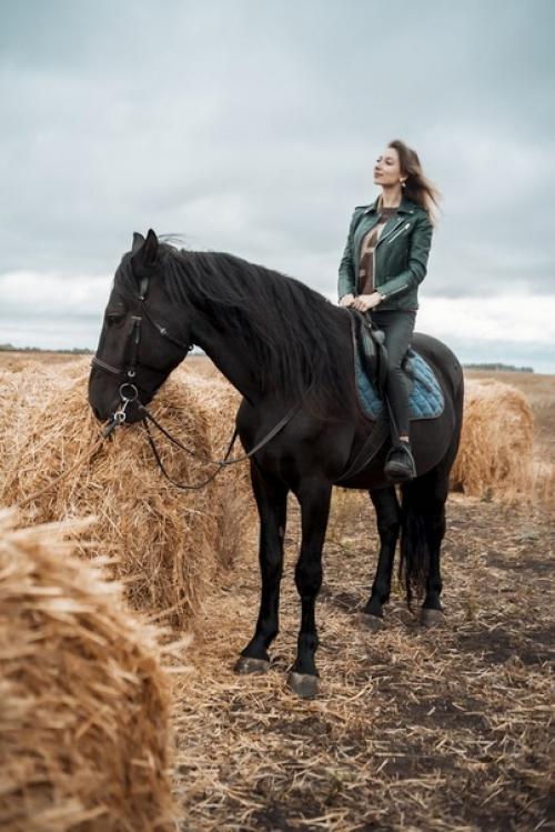 Женский конный спорт: избавление от стресса и каллорий. 04