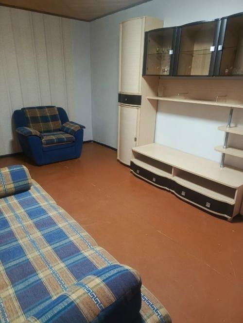 Сдам в аренду на длительный срок 3 х ком. 06