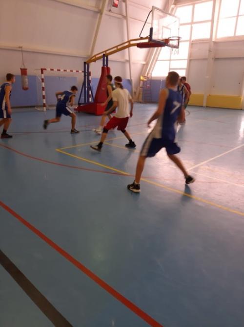 Спорт объекты новооскольского городского округа всегда для посетителей открыты. 02