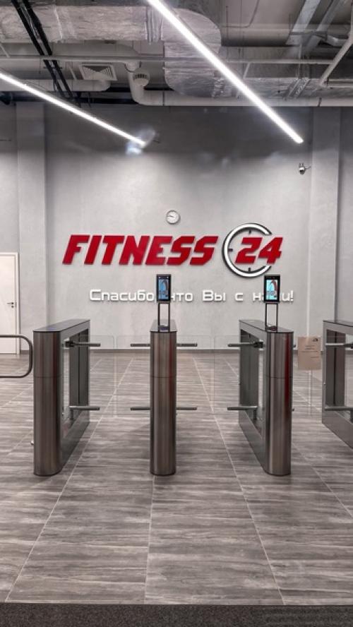 Мы с Катюшкой попробовали заниматься в формате Сплит - тренировок. 01