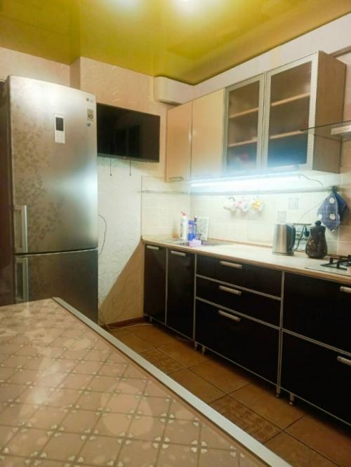 Сдам в аренду на длительный срок 3 х ком.  