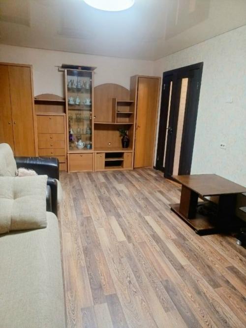 Сдам в аренду на длительный срок 3 х ком. 04