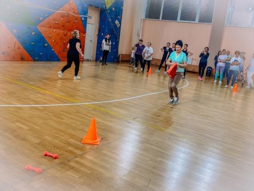 В предверии нового года в спортивных залах СК Металлург было жарко по всем направлениям. 01