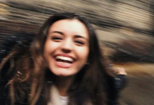 Всем привет?  Меня зовут Алина? 02