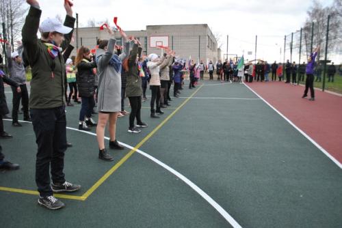 23 октября в мкуо Чертовищенская Основная Школа состоялось тожественное открытие новой многофункциональной спортивной площадки. 08