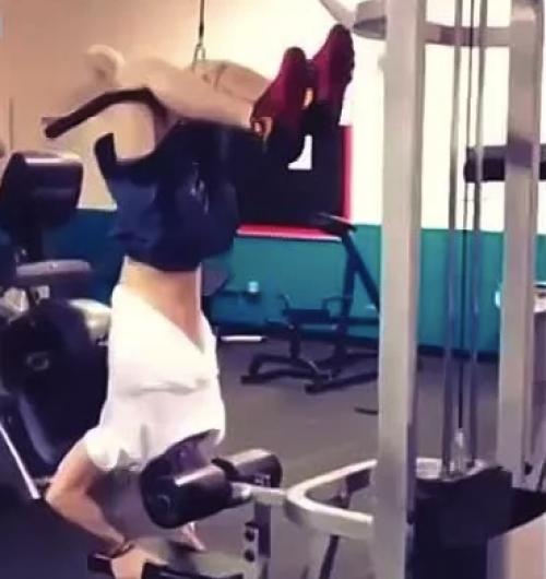 Когда заказала тренера, не прочитав отзывы. 07