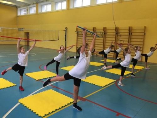 Свою работу кружок Детский Фитнес продолжает. 05