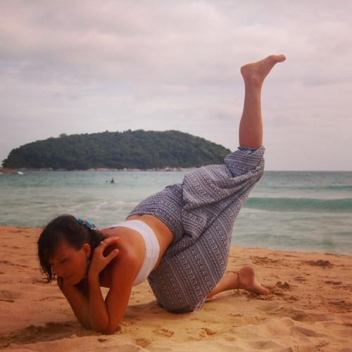 Gimnasics.  А не прилетит ли чего. 08