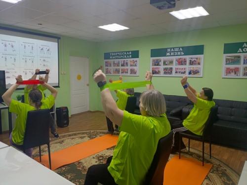 В ардатовском доме - интернате прошло занятие по лечебной физкультуре с использованием Фитнес - Резинки. 03 В ардатовском доме - интернате прошло занятие по лечебной физкультуре с использованием Фитнес - Резинки. 03