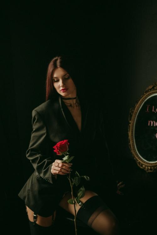 Четыре женские смены. 01