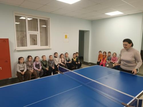 18 ноября 2025 года воспитанники детского сада Колосок посетили физкультурно - спортивный комплекс илем. 04