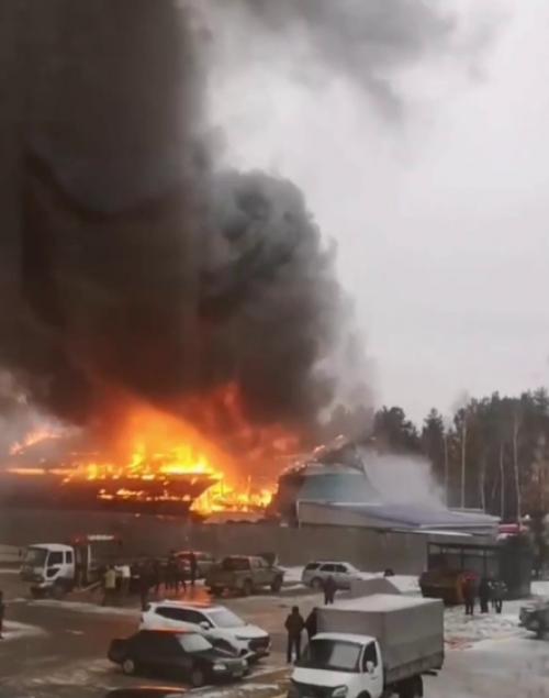 Происшествие 828.  Возгорание в торговой точке. 01