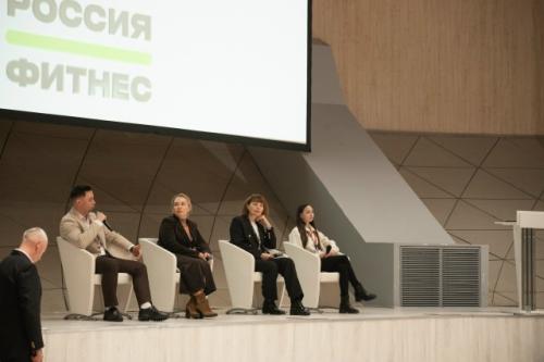 Наша команда растёт - и поэтому растёт Fitness Plaza и 7 FIT. 01 Наша команда растёт - и поэтому растёт Fitness Plaza и 7 FIT. 01