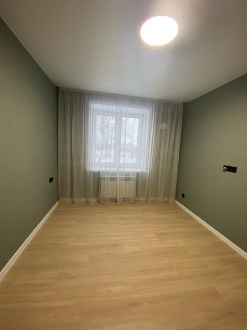 Мы представляем вашему вниманию уютную, светлую 2-комнатную квартиру с поквартирным отоплением в coвpeмeннoм микрорaйoне Фeстивальный. 02