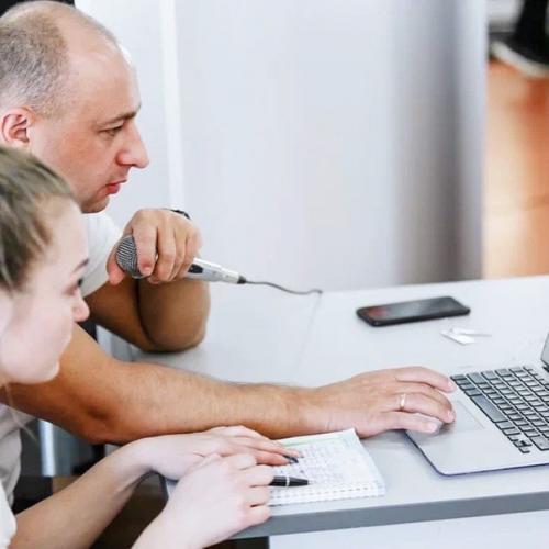 Тренировки через день по три - четыре часа, вот уже как 3 года. 03