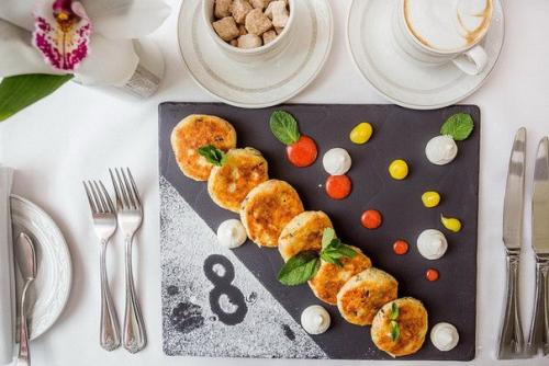 Сырники с фисташками. 01 Сырники с фисташками. 01