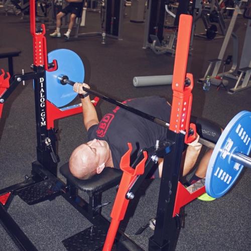 Тренировки через день по три - четыре часа, вот уже как 3 года. 01