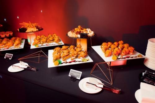 Дзен вечеринку для своих блогеров организовал. 04