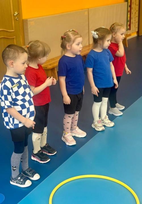 Занятия по фитнесу у детей младшего возраста. 02