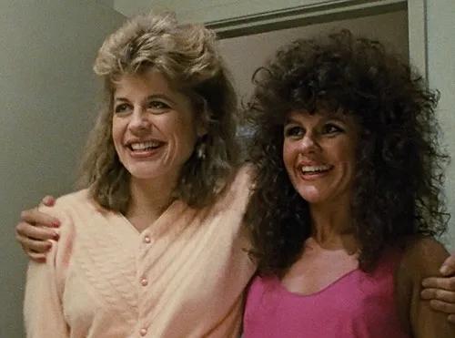 Бесс мотта - американская актриса, певица, хореограф и инструктор по физическим упражнениям. 04