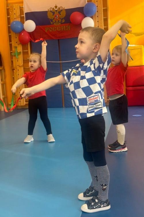 Занятия по фитнесу у детей младшего возраста. 06