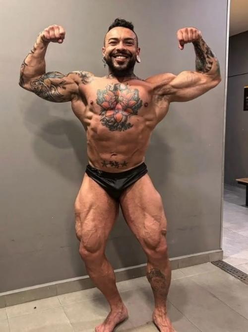 Колумбийский чемпион Себастьян кинтеро после обморока во время тренировки скончался. 01