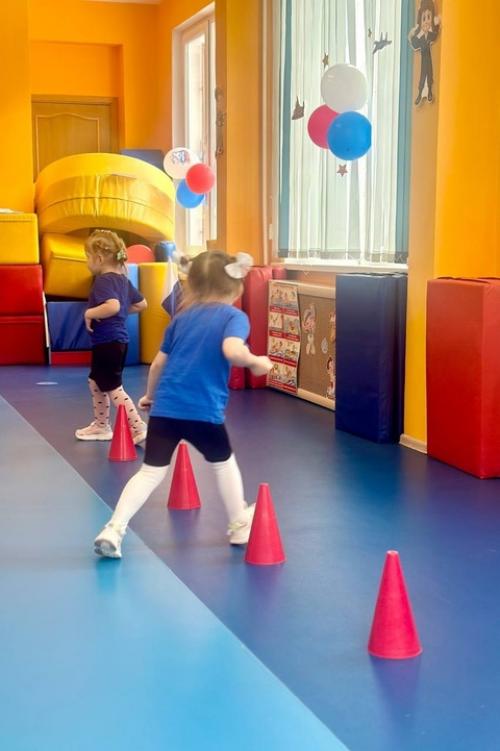 Занятия по фитнесу у детей младшего возраста. 04