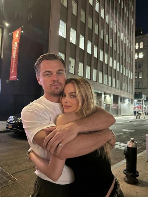 12 лет назад на съёмках волк с уолл - стрит познакомились Леонардо ди каприо и Марго Робби. 01