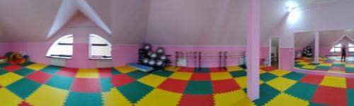 Привет. Наш зал: просторный, уютный, светлый, яркий. 05 Привет. Наш зал: просторный, уютный, светлый, яркий. 05