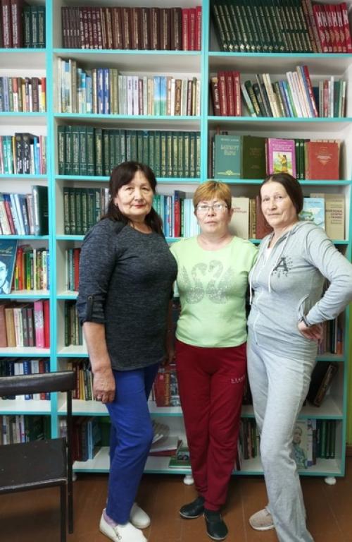 На улице весна, отличное настроение, а впереди еще наш праздник! 09