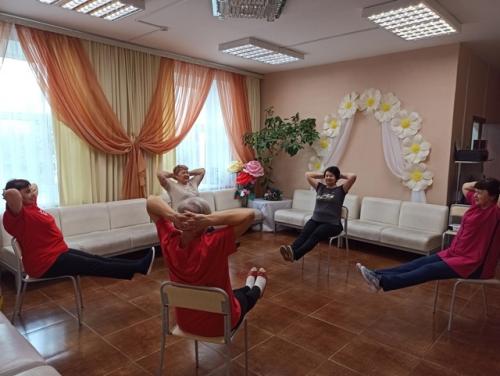 Занятие в фитнес-клубе Энергия. 03