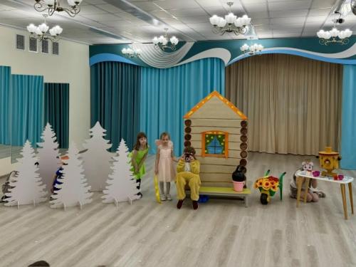 Кто живет в теремочке? 01