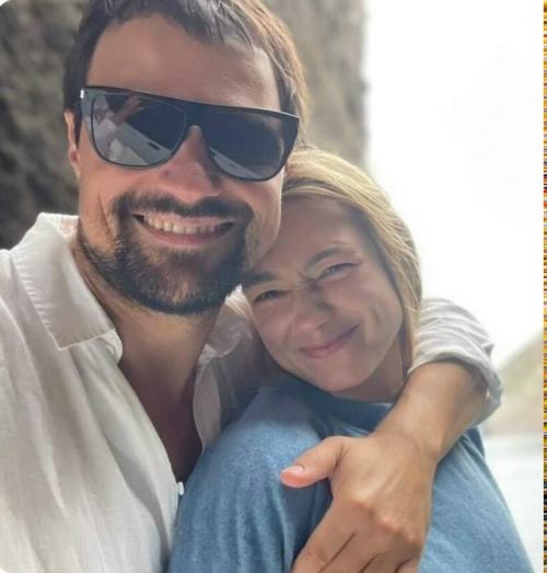 Похоже, история действительно выходит из разряда слухов.
