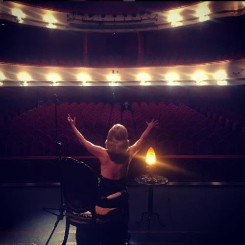 Меня очень расстроила публика на минском творческом вечере ренаты литвиновой. 01 Меня очень расстроила публика на минском творческом вечере ренаты литвиновой. 01