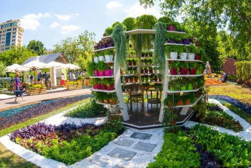 ? 1. Мая во всех парках Москвы официально отрывается летний сезон! 01